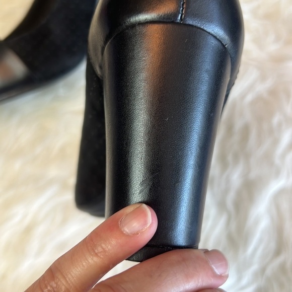 Hush Puppies Black Leather Open Toe Heels Size 7 - Picture 14 of 15